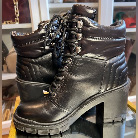 ***SOLD $70***Marc Fisher LTD Black Heeled Boot Size 8 - Picture 4 of 10